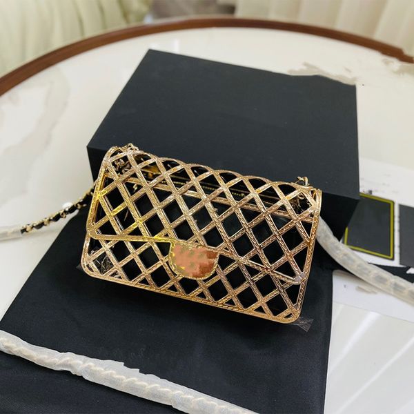 2022 fashion dinner bag women handbag designer bags metal hollow woven bag mens wallets designers lady cross body purses chain shoulder hand
2022 fashion dinner bag women handbag designer bags metal hollow woven bag mens wallets designers lady cross body purses chain shoulder hand