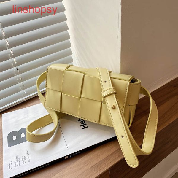 bottegas bags venetas cassette handbags evening spring summer 2022 new pu leat
bottegas bags venetas cassette handbags evening spring summer 2022 new pu leat