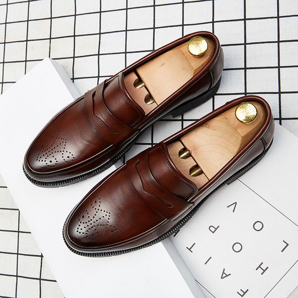 loafers men shoes solid color pu brogue engraved mask one pedal fashion business casual daily all-match ad011, Black
loafers men shoes solid color pu brogue engraved mask one pedal fashion business casual daily all-match ad011, Black