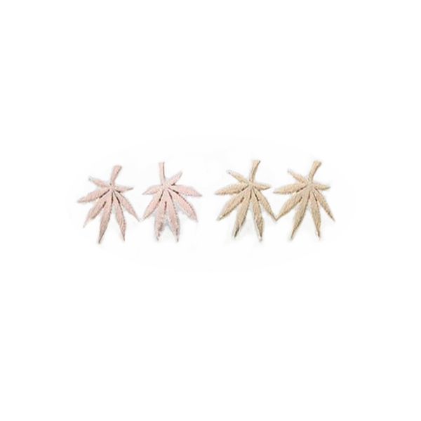 fashion maple leaf stud earrings environmental protection material gold silver rose three color optional suitable for men and women, Golden;silver
fashion maple leaf stud earrings environmental protection material gold silver rose three color optional suitable for men and women, Golden;silver