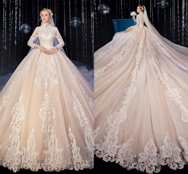 champagne muslim ball gown wedding dresses with long sleeves high collar lace appliqued bridal gowns brides formal church ceremony vestidos, White
champagne muslim ball gown wedding dresses with long sleeves high collar lace appliqued bridal gowns brides formal church ceremony vestidos, White