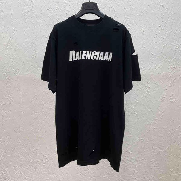 designer t shirt baleciga's paris catwalk fashion brand knife cutting damage crack broken letter printed short sleeve t-shirt for men a, White;black
designer t shirt baleciga's paris catwalk fashion brand knife cutting damage crack broken letter printed short sleeve t-shirt for men a, White;black