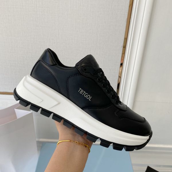 women shoes thick bottom big platform sneakers saw outsole genuine leather lace up round head casual shoes black white with box no408
women shoes thick bottom big platform sneakers saw outsole genuine leather lace up round head casual shoes black white with box no408