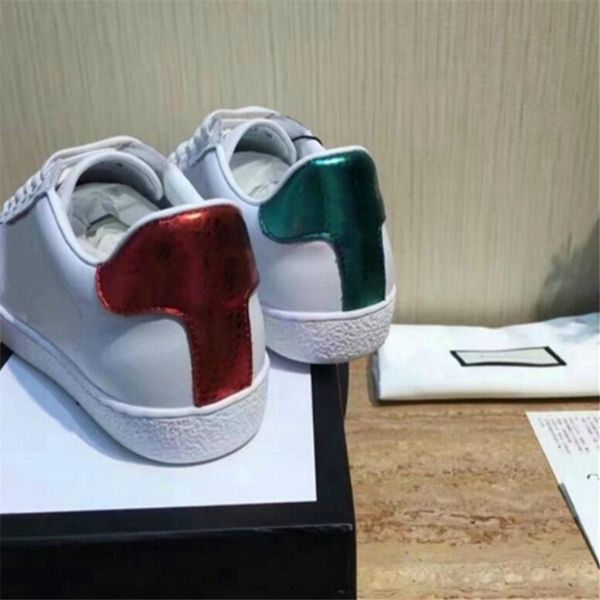 men casual shoes women sneakers bee embroidery white black genuine leather outdoor dress shoes 36-44
men casual shoes women sneakers bee embroidery white black genuine leather outdoor dress shoes 36-44