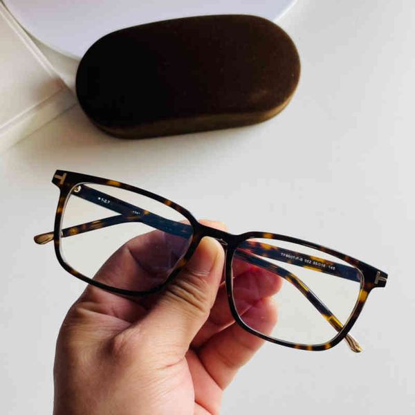 tom vintage square optical eyeglasses frame fashion acetate women reading myopia prescription glasses tf5607 box, White;black
tom vintage square optical eyeglasses frame fashion acetate women reading myopia prescription glasses tf5607 box, White;black