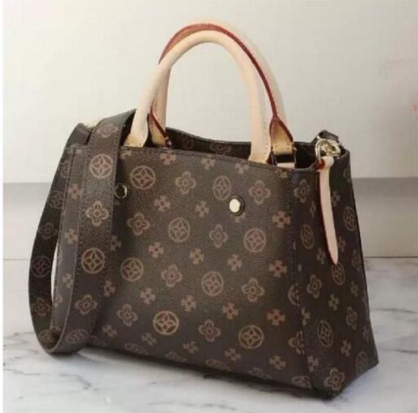 designers luxury handbags ladies bags 2022 new fashion presbyopia mom one shoulder messenger bag versatile large capacity
designers luxury handbags ladies bags 2022 new fashion presbyopia mom one shoulder messenger bag versatile large capacity