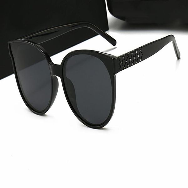 fashion pearl designer sunglasses brand polarized lens sun glasses eyewear for women eyeglasses metal frame 10 color 228l, White;black
fashion pearl designer sunglasses brand polarized lens sun glasses eyewear for women eyeglasses metal frame 10 color 228l, White;black