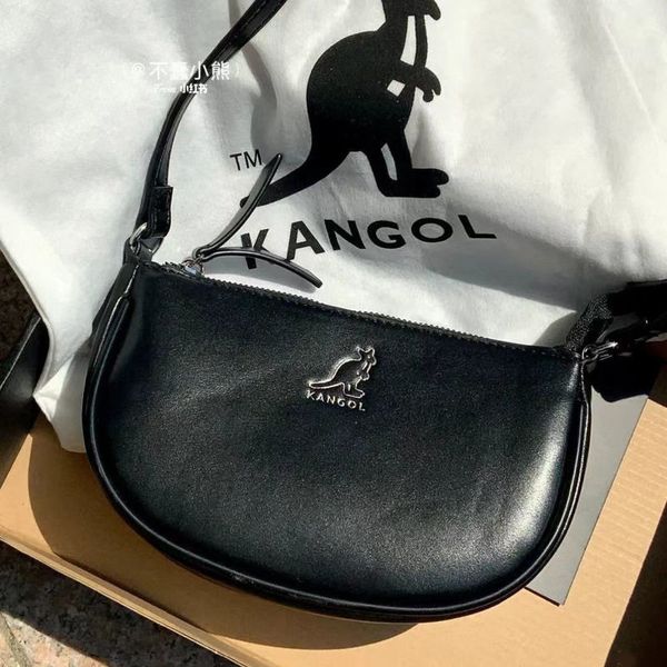 fashion crescent dinner bag high-end college style all-match mobile phone saddle bag 220830
fashion crescent dinner bag high-end college style all-match mobile phone saddle bag 220830