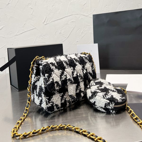 womens classic mini flap sqaure tweed bags with birds coin pouch purse gold metal hardware matelasse chain crossbody shoulder outddor sacoch
womens classic mini flap sqaure tweed bags with birds coin pouch purse gold metal hardware matelasse chain crossbody shoulder outddor sacoch