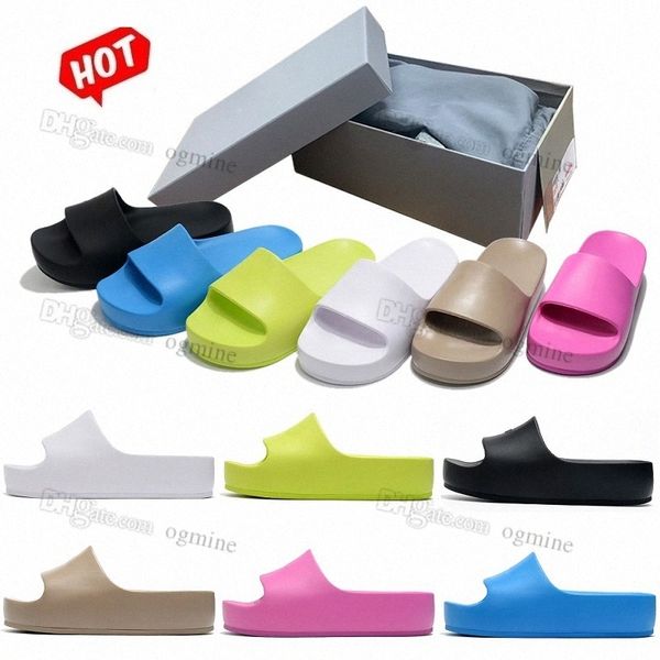 slippers 2022 designer woman slipper fashion slider thick bottom chunky slide sandal high platform flat sole rubber logo embossed relief wom, Black
slippers 2022 designer woman slipper fashion slider thick bottom chunky slide sandal high platform flat sole rubber logo embossed relief wom, Black