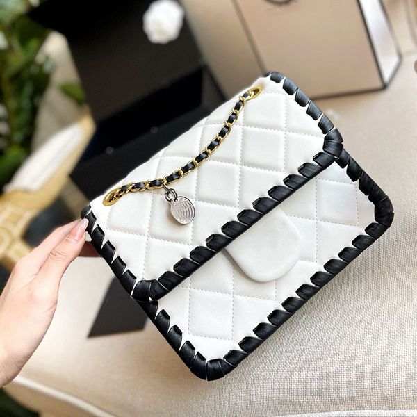 2022ss french women trend woven designer shoulder bag diamond lattice quilted leather crossbody tofu fashion retro cosmetic handbag suitcase
2022ss french women trend woven designer shoulder bag diamond lattice quilted leather crossbody tofu fashion retro cosmetic handbag suitcase