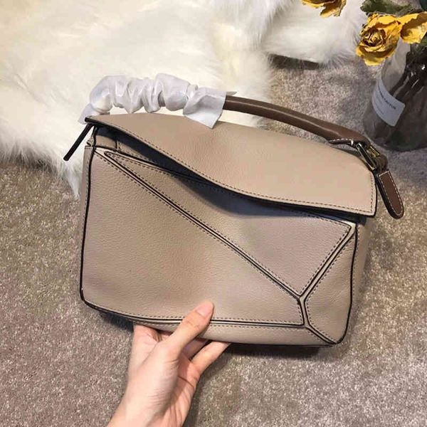 2022 women classic bags loews bag designer mini lingge leather geometric pillo fgls
2022 women classic bags loews bag designer mini lingge leather geometric pillo fgls