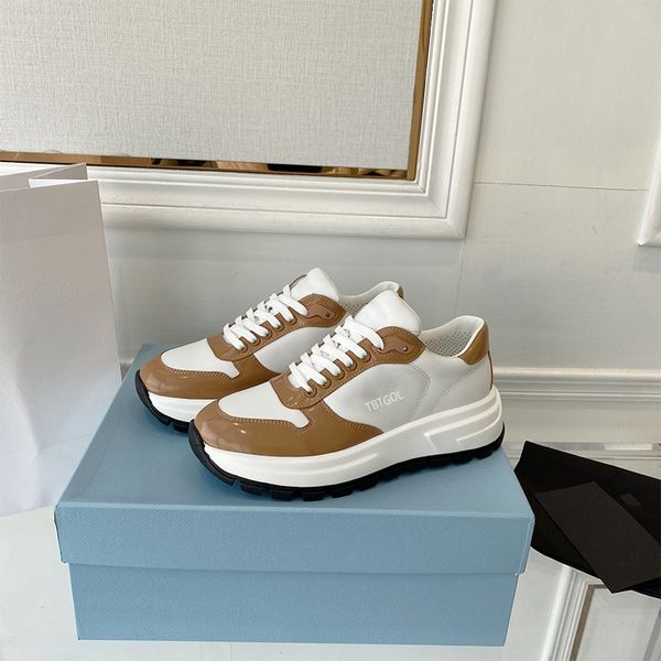 women genuine leather shoes platform sneakers black white casual shoes season shades flats trainers brand classic outdoor sneaks with box no
women genuine leather shoes platform sneakers black white casual shoes season shades flats trainers brand classic outdoor sneaks with box no