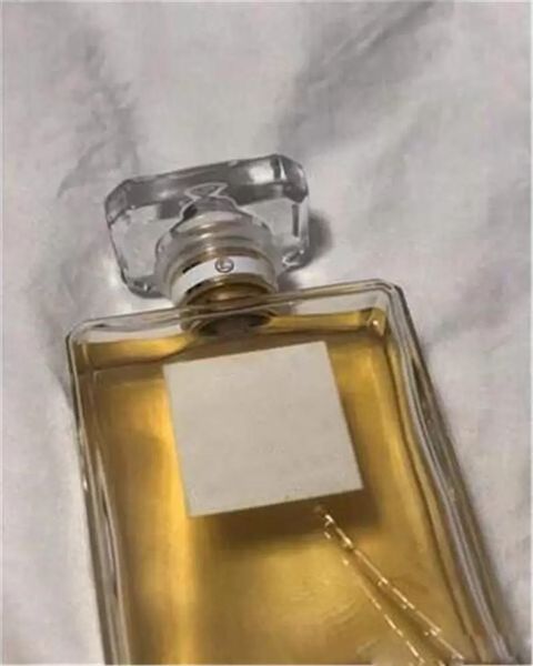 chance perfumes fragrances for woman 50ml edp spray neutral brand perfume floral pink yellow green good smell sweet fragrance
chance perfumes fragrances for woman 50ml edp spray neutral brand perfume floral pink yellow green good smell sweet fragrance