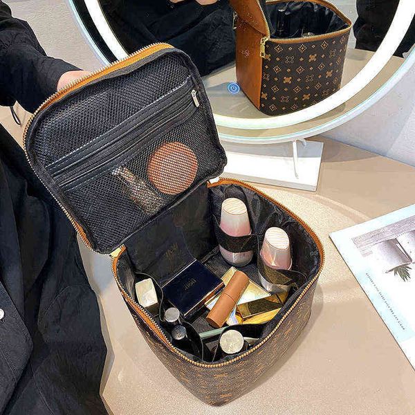 cosmetic bags & cases travel simple and fashionable portable cosmetic bag large 220823
cosmetic bags & cases travel simple and fashionable portable cosmetic bag large 220823