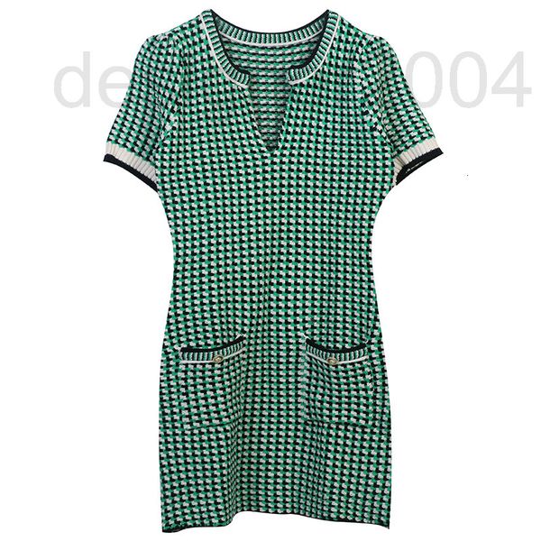 casual dresses designer french short sleeved dress women's 2022 spring new color contrast stripe deep v-neck elegant celebrity high wai, Black;gray
casual dresses designer french short sleeved dress women's 2022 spring new color contrast stripe deep v-neck elegant celebrity high wai, Black;gray