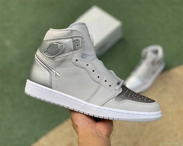 boots mens 1 high og shoes jumpman 1s japan men women neutral grey metallic silver sneakers trainers with box, Black
boots mens 1 high og shoes jumpman 1s japan men women neutral grey metallic silver sneakers trainers with box, Black