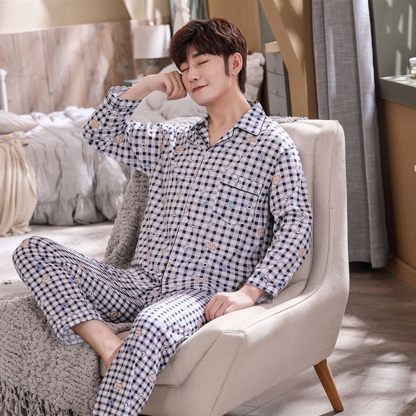 men's sleepwear pajama sets plus size wear cotton plaid pants jacket double sided thick home comfort four seasons clothing suit 220830, Black;brown
men's sleepwear pajama sets plus size wear cotton plaid pants jacket double sided thick home comfort four seasons clothing suit 220830, Black;brown