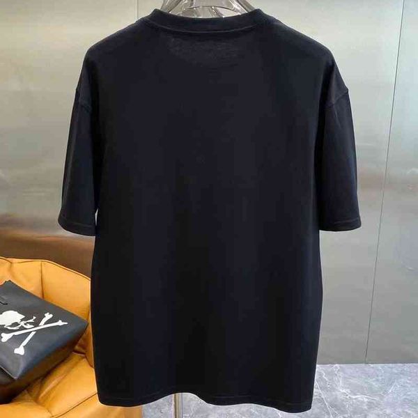designer t shirt bv's classic brand bottega ven europe pure cotton new trend bv print loose fashionable men's round neck t-shirt, White;black
designer t shirt bv's classic brand bottega ven europe pure cotton new trend bv print loose fashionable men's round neck t-shirt, White;black