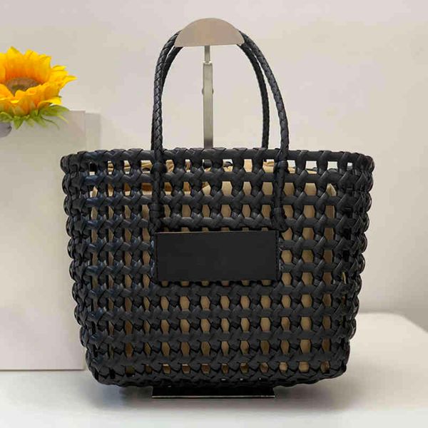 hollow design basket beach bag pvc hand woven handbag fashion casual women bag bucket bag 220830
hollow design basket beach bag pvc hand woven handbag fashion casual women bag bucket bag 220830