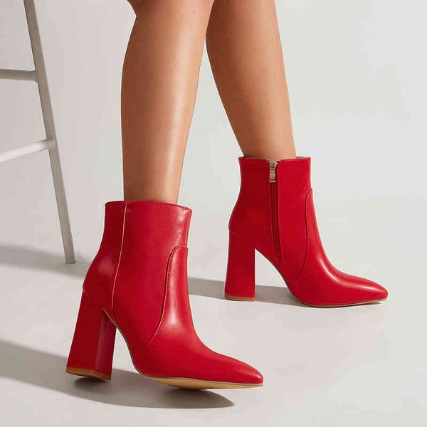 boots winter new plain face versatile thick heel high pointed toe and bare boot short boots 35-42 220830, Black
boots winter new plain face versatile thick heel high pointed toe and bare boot short boots 35-42 220830, Black