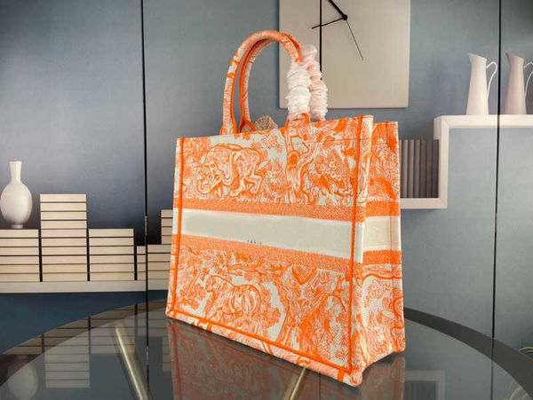 evening bags designer totes fashion tote woman bag canvas screen print luxury tiger letter handbags design shoulder bags lady cowboy purse
evening bags designer totes fashion tote woman bag canvas screen print luxury tiger letter handbags design shoulder bags lady cowboy purse