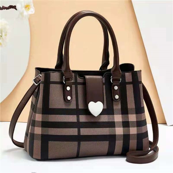 fashion customized leather small woman bag shoulder purse lady clutch girls wholesale discount strap
fashion customized leather small woman bag shoulder purse lady clutch girls wholesale discount strap