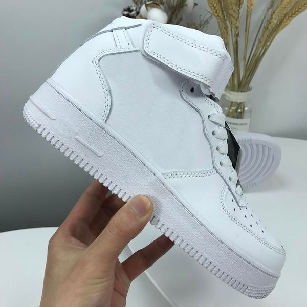 2022 new classic men forces 1 running shoes one skate air low white black wheat man women sneakers cut mens shadow triple mid platform women
2022 new classic men forces 1 running shoes one skate air low white black wheat man women sneakers cut mens shadow triple mid platform women