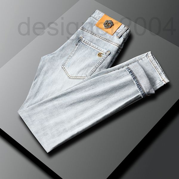 men's jeans designer light blue men's fashion slim fit small feet elastic holes long pants new style in spring and summer ls43
men's jeans designer light blue men's fashion slim fit small feet elastic holes long pants new style in spring and summer ls43
