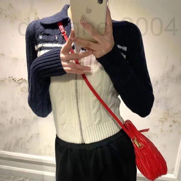 women's knits & tees designer miu knitted zipper lapel exposed navel short cashmere cardigan coat girls fashion 2022 early autumn sweat, White
women's knits & tees designer miu knitted zipper lapel exposed navel short cashmere cardigan coat girls fashion 2022 early autumn sweat, White
