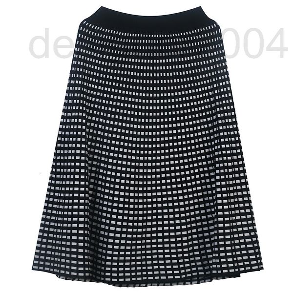 skirts designer french spring 2022 new two-color lattice jacquard low-key temperament slim elastic waist knitted a-shaped skirt tnh6, Black
skirts designer french spring 2022 new two-color lattice jacquard low-key temperament slim elastic waist knitted a-shaped skirt tnh6, Black