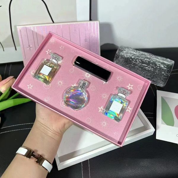 pairs no 5 miss perfume 7.5ml edt rouge luminous intense lipsick 1.2g makeup set with box gift for you 4pcs delivery
pairs no 5 miss perfume 7.5ml edt rouge luminous intense lipsick 1.2g makeup set with box gift for you 4pcs delivery