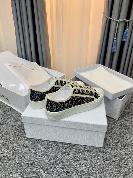 walkn casual shoes canvas embroidery lace up flats designer cotton dark blue women walking sneakers luxury woman running diors shoes letter, Black
walkn casual shoes canvas embroidery lace up flats designer cotton dark blue women walking sneakers luxury woman running diors shoes letter, Black