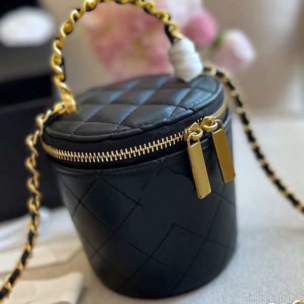 mini cosmetic bag 2-colour luxury designer crossbody shoulder bags handbag womens fashion leather handbags handbag shouldersbag internal
mini cosmetic bag 2-colour luxury designer crossbody shoulder bags handbag womens fashion leather handbags handbag shouldersbag internal