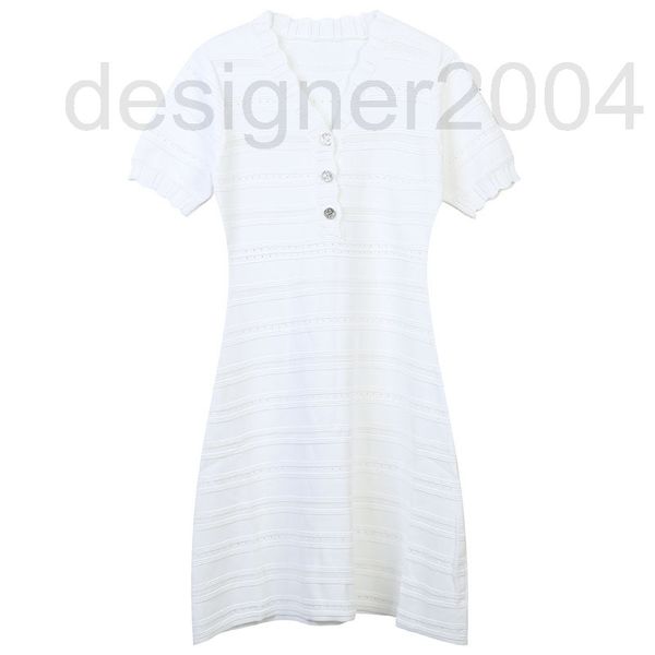 casul dresses designer french knitted dress is new summer pure color hollow wve edge design with slim temperment. high wist v-neck a-line sk, Black;gray
casul dresses designer french knitted dress is new summer pure color hollow wve edge design with slim temperment. high wist v-neck a-line sk, Black;gray