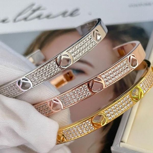 fashion designer bangle bracelet for mens women full diamond gold letters f bracelets gifts womens luxury love bracelets jewelry 21090902r, Black
fashion designer bangle bracelet for mens women full diamond gold letters f bracelets gifts womens luxury love bracelets jewelry 21090902r, Black