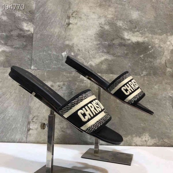 slippers 2022 summer new letter net red versatile sandals embroidered shoes casual printing cover feet lazy slippers women, Black
slippers 2022 summer new letter net red versatile sandals embroidered shoes casual printing cover feet lazy slippers women, Black