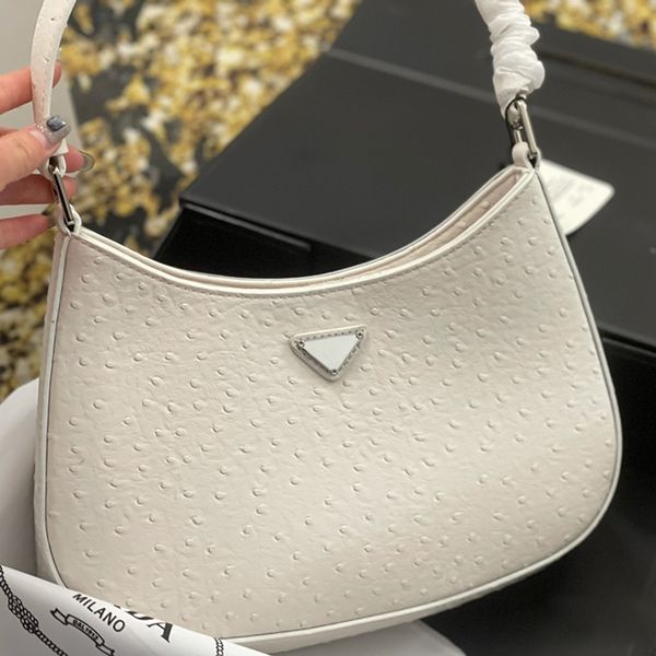 2022 fashion designer women hobo bag cleo classic ostrich famous handbag shoulder bags white pink with box 27 5 20cm
2022 fashion designer women hobo bag cleo classic ostrich famous handbag shoulder bags white pink with box 27 5 20cm