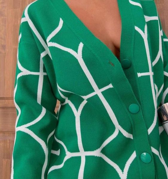 green knitted cardigan women long sleeve casual sweater 2022 autumn winter fashion single breasted slim jumper vintage, White;black
green knitted cardigan women long sleeve casual sweater 2022 autumn winter fashion single breasted slim jumper vintage, White;black