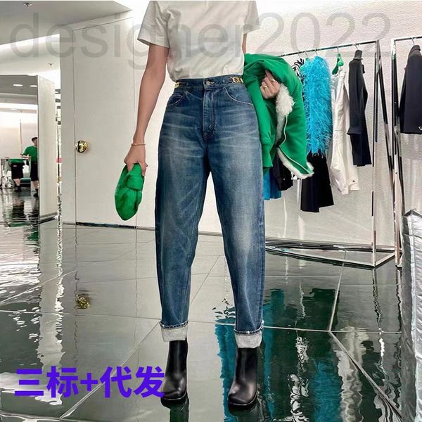 women's jeans designer ce family spring and summer metal chain triumph high waist straight tube water wash thin pants of28, Blue
women's jeans designer ce family spring and summer metal chain triumph high waist straight tube water wash thin pants of28, Blue