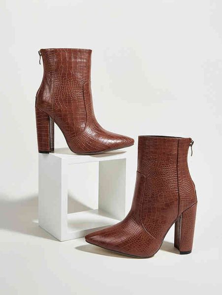 boots new stone pattern thick heel short boots women's size 35-42 220830, Black
boots new stone pattern thick heel short boots women's size 35-42 220830, Black