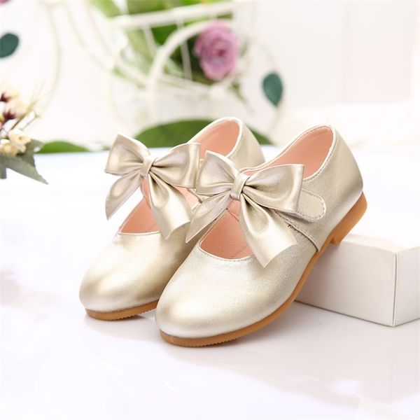 first walkers spring summer autumn children shoes girls princess fashion kids single bow-knot casual sneakers flats 220830
first walkers spring summer autumn children shoes girls princess fashion kids single bow-knot casual sneakers flats 220830