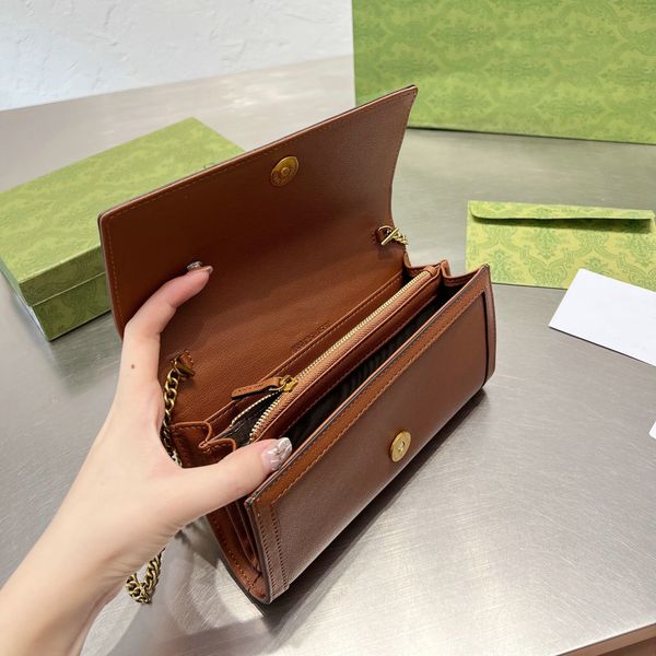 luxurys women bag fashion solid color shoulder crossbody bags for women genuine leather casual ladies chain shopper handbags purse
luxurys women bag fashion solid color shoulder crossbody bags for women genuine leather casual ladies chain shopper handbags purse