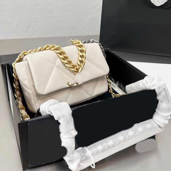 chain bags crossbody luxury designer brand bags fashion shoulder handbags women letter purse phone wallet metallic totes
chain bags crossbody luxury designer brand bags fashion shoulder handbags women letter purse phone wallet metallic totes