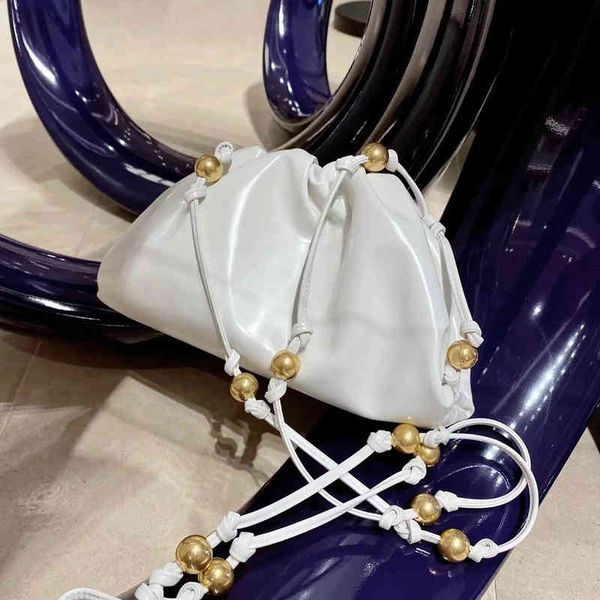 luxury pouch ladies clutch designer bead shoulder bag cowhide patent leather shoulder bag 220831
luxury pouch ladies clutch designer bead shoulder bag cowhide patent leather shoulder bag 220831