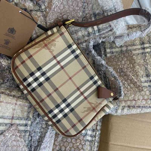 bag burbreryes spring and summer classic war horse ladies mahjong medieval fashionable versatile one french stick women's shoulder bags
bag burbreryes spring and summer classic war horse ladies mahjong medieval fashionable versatile one french stick women's shoulder bags