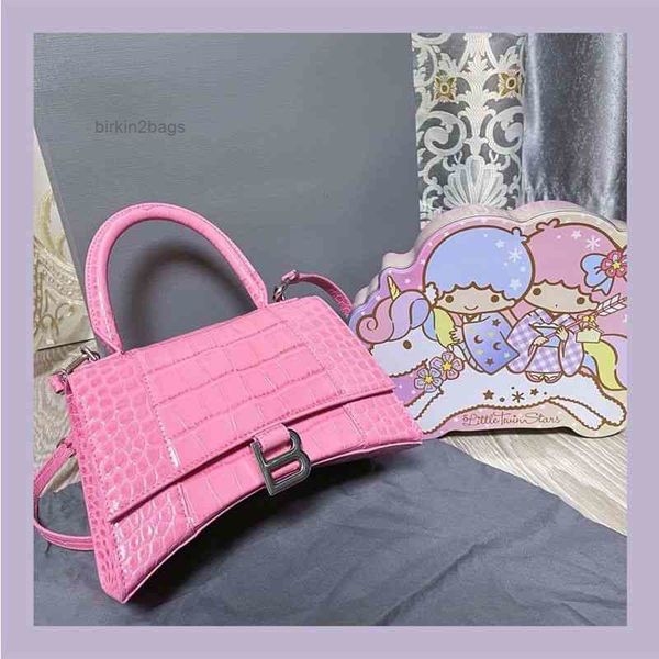 designer evening bag hobo wrist messenger balencaigaas hourgalss leather women's 2022 early spring fashion versatile b crocodile hourgl
designer evening bag hobo wrist messenger balencaigaas hourgalss leather women's 2022 early spring fashion versatile b crocodile hourgl