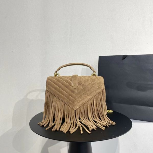 designer college lightweight suede tassel chain shoulder bags autumn wear leather strap cross body bag handle bronze metal hardware handbags
designer college lightweight suede tassel chain shoulder bags autumn wear leather strap cross body bag handle bronze metal hardware handbags