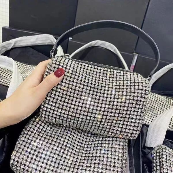 designer bag 2022 full diamond women classic vintage bamboo bag mini jean series one-shoulder luxury hand purse
designer bag 2022 full diamond women classic vintage bamboo bag mini jean series one-shoulder luxury hand purse