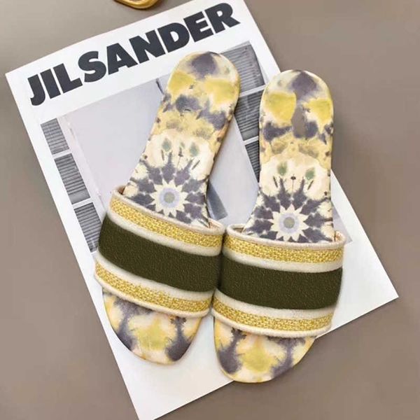 slippers 2022 newslides womens paris slippers embroidery beach sandal ladies summer sandals fahsion prints flip flops with, Black
slippers 2022 newslides womens paris slippers embroidery beach sandal ladies summer sandals fahsion prints flip flops with, Black